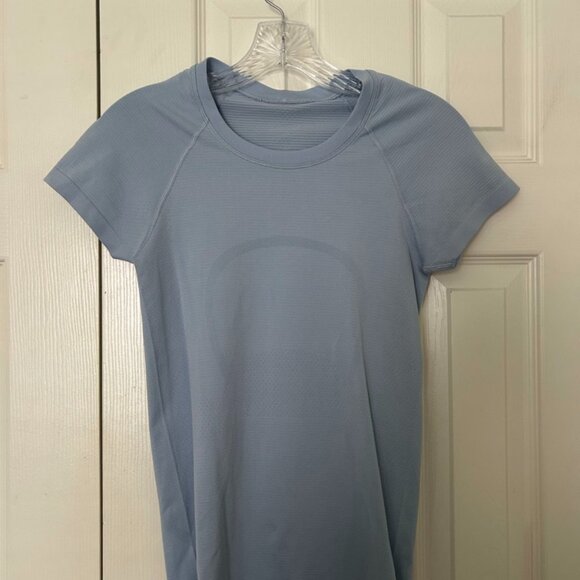 Lululemon Swiftly Tech Short-Sleeve Shirt 2.0 Hip Length - Picture 1 of 2